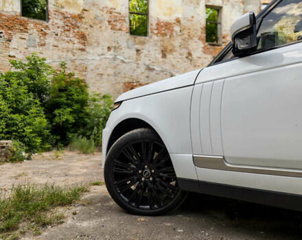 Белый Ленд Ровер Рендж Ровер, объемом двигателя 4.37 л и пробегом 80 тыс. км за 45000 $, фото 11 на Automoto.ua