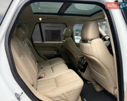 Белый Ленд Ровер Рендж Ровер, объемом двигателя 3 л и пробегом 173 тыс. км за 27500 $, фото 67 на Automoto.ua