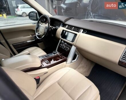 Белый Ленд Ровер Рендж Ровер, объемом двигателя 3 л и пробегом 173 тыс. км за 27500 $, фото 60 на Automoto.ua