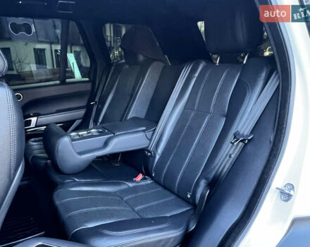 Білий Ленд Ровер Рендж Ровер, об'ємом двигуна 3 л та пробігом 199 тис. км за 34970 $, фото 34 на Automoto.ua