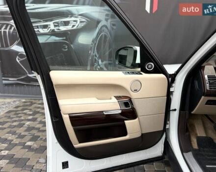 Белый Ленд Ровер Рендж Ровер, объемом двигателя 3 л и пробегом 173 тыс. км за 27500 $, фото 32 на Automoto.ua