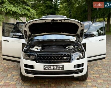 Білий Ленд Ровер Рендж Ровер, об'ємом двигуна 2.99 л та пробігом 180 тис. км за 39850 $, фото 19 на Automoto.ua