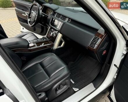 Белый Ленд Ровер Рендж Ровер, объемом двигателя 2.99 л и пробегом 133 тыс. км за 33700 $, фото 31 на Automoto.ua