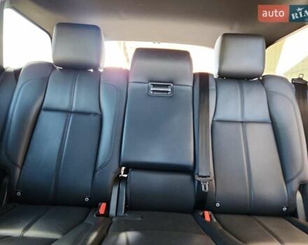 Білий Ленд Ровер Рендж Ровер, об'ємом двигуна 3 л та пробігом 31 тис. км за 7000 $, фото 9 на Automoto.ua