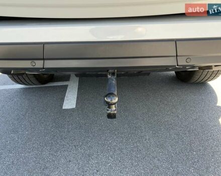 Белый Ленд Ровер Рендж Ровер, объемом двигателя 2.99 л и пробегом 176 тыс. км за 40300 $, фото 52 на Automoto.ua