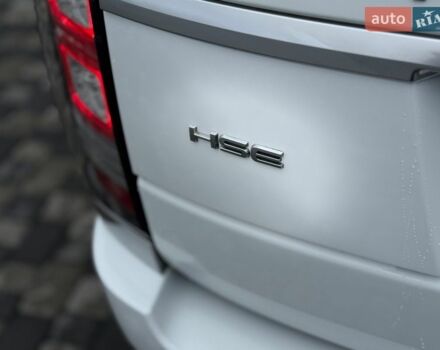 Білий Ленд Ровер Рендж Ровер, об'ємом двигуна 3 л та пробігом 173 тис. км за 27500 $, фото 24 на Automoto.ua