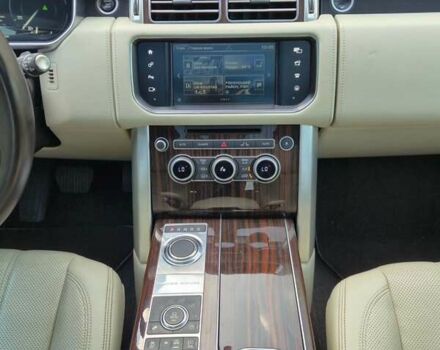 Белый Ленд Ровер Рендж Ровер, объемом двигателя 4.37 л и пробегом 80 тыс. км за 45000 $, фото 12 на Automoto.ua