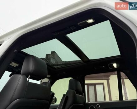 Белый Ленд Ровер Рендж Ровер, объемом двигателя 2.99 л и пробегом 133 тыс. км за 33700 $, фото 22 на Automoto.ua