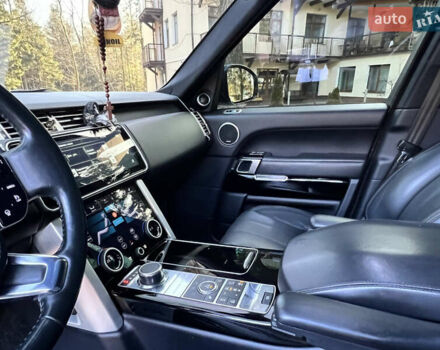 Білий Ленд Ровер Рендж Ровер, об'ємом двигуна 3 л та пробігом 199 тис. км за 34970 $, фото 30 на Automoto.ua