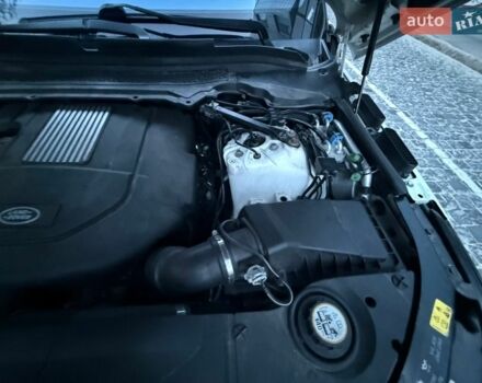 Белый Ленд Ровер Рендж Ровер, объемом двигателя 2.99 л и пробегом 161 тыс. км за 33800 $, фото 112 на Automoto.ua