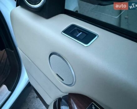 Белый Ленд Ровер Рендж Ровер, объемом двигателя 2.99 л и пробегом 161 тыс. км за 33800 $, фото 84 на Automoto.ua