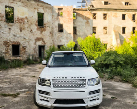 Білий Ленд Ровер Рендж Ровер, об'ємом двигуна 4.37 л та пробігом 100 тис. км за 42000 $, фото 1 на Automoto.ua