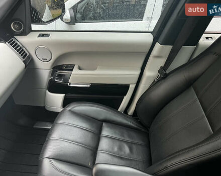Ленд Ровер Рендж Ровер 2016 у Києві на Automoto.ua Білий Ленд Ровер Рендж Ровер, об'ємом двигуна 2.99 л та пробігом 159 тис. км за 42000 $, фото 18 на Automoto.ua