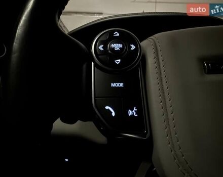 Білий Ленд Ровер Рендж Ровер, об'ємом двигуна 2.99 л та пробігом 180 тис. км за 39850 $, фото 96 на Automoto.ua