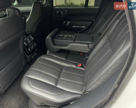 Белый Ленд Ровер Рендж Ровер, объемом двигателя 2.99 л и пробегом 93 тыс. км за 39900 $, фото 29 на Automoto.ua