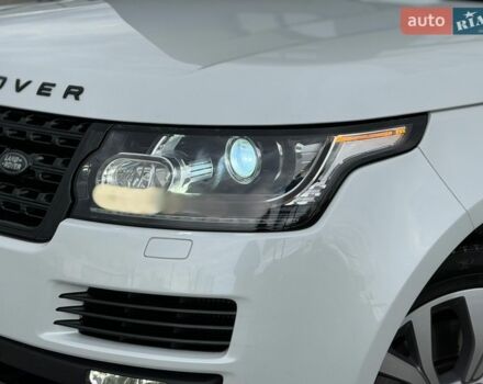Белый Ленд Ровер Рендж Ровер, объемом двигателя 4.4 л и пробегом 115 тыс. км за 47950 $, фото 11 на Automoto.ua