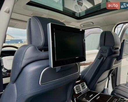 Белый Ленд Ровер Рендж Ровер, объемом двигателя 4.4 л и пробегом 115 тыс. км за 47950 $, фото 39 на Automoto.ua