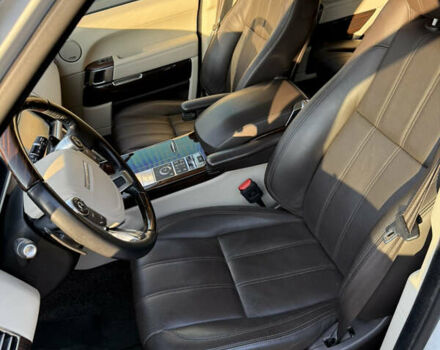 Білий Ленд Ровер Рендж Ровер, об'ємом двигуна 2.99 л та пробігом 146 тис. км за 37000 $, фото 25 на Automoto.ua