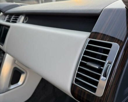 Белый Ленд Ровер Рендж Ровер, объемом двигателя 2.99 л и пробегом 146 тыс. км за 37700 $, фото 41 на Automoto.ua