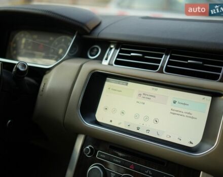 Білий Ленд Ровер Рендж Ровер, об'ємом двигуна 3 л та пробігом 217 тис. км за 40000 $, фото 6 на Automoto.ua