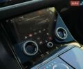 Білий Ленд Ровер Рендж Ровер, об'ємом двигуна 2 л та пробігом 140 тис. км за 39000 $, фото 23 на Automoto.ua