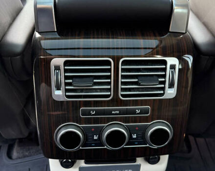 Білий Ленд Ровер Рендж Ровер, об'ємом двигуна 2.99 л та пробігом 146 тис. км за 37000 $, фото 54 на Automoto.ua