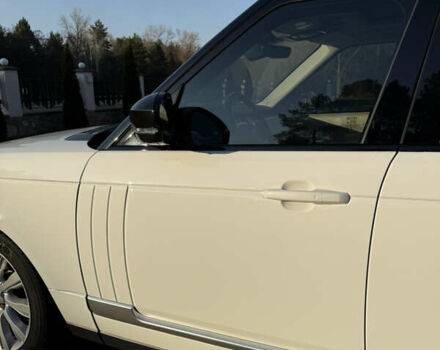 Білий Ленд Ровер Рендж Ровер, об'ємом двигуна 2.99 л та пробігом 146 тис. км за 37000 $, фото 13 на Automoto.ua