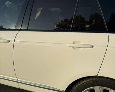 Білий Ленд Ровер Рендж Ровер, об'ємом двигуна 2.99 л та пробігом 146 тис. км за 37000 $, фото 12 на Automoto.ua