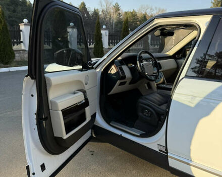 Белый Ленд Ровер Рендж Ровер, объемом двигателя 2.99 л и пробегом 146 тыс. км за 37700 $, фото 19 на Automoto.ua