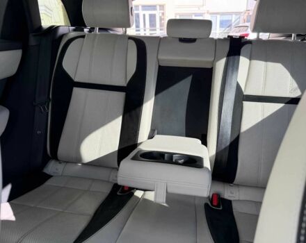 Білий Ленд Ровер Рендж Ровер, об'ємом двигуна 2 л та пробігом 78 тис. км за 32000 $, фото 4 на Automoto.ua