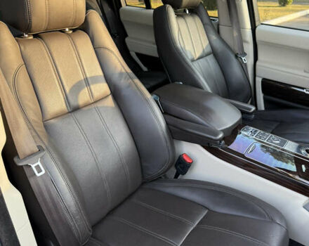 Білий Ленд Ровер Рендж Ровер, об'ємом двигуна 2.99 л та пробігом 146 тис. км за 37000 $, фото 40 на Automoto.ua