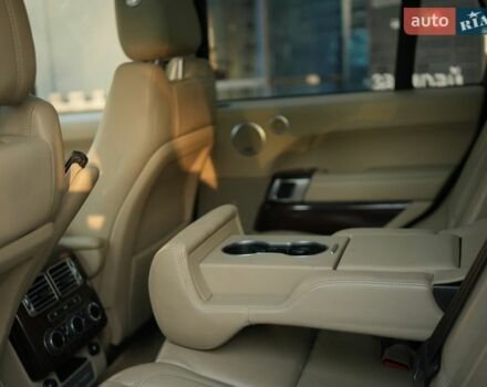 Білий Ленд Ровер Рендж Ровер, об'ємом двигуна 3 л та пробігом 217 тис. км за 40000 $, фото 10 на Automoto.ua