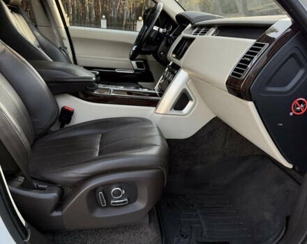 Белый Ленд Ровер Рендж Ровер, объемом двигателя 2.99 л и пробегом 146 тыс. км за 37700 $, фото 39 на Automoto.ua