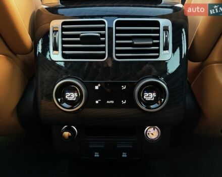 Білий Ленд Ровер Рендж Ровер, об'ємом двигуна 4.37 л та пробігом 105 тис. км за 64999 $, фото 42 на Automoto.ua