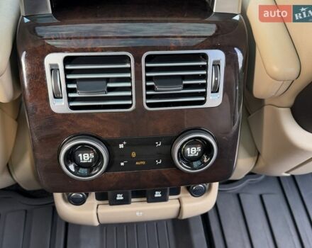 Білий Ленд Ровер Рендж Ровер, об'ємом двигуна 3 л та пробігом 152 тис. км за 41000 $, фото 20 на Automoto.ua