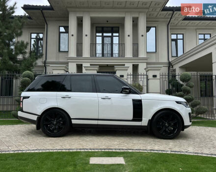 Ленд Ровер Рендж Ровер 2018 в Одессе на Automoto.ua Белый Ленд Ровер Рендж Ровер, объемом двигателя 4.37 л и пробегом 75 тыс. км за 80500 $, фото 19 на Automoto.ua