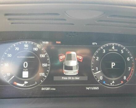 Белый Ленд Ровер Рендж Ровер, объемом двигателя 0 л и пробегом 41 тыс. км за 14000 $, фото 8 на Automoto.ua