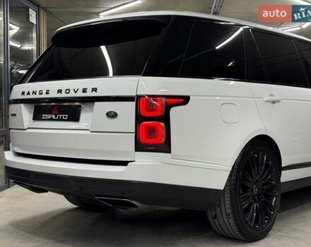 Білий Ленд Ровер Рендж Ровер, об'ємом двигуна 5 л та пробігом 82 тис. км за 54500 $, фото 17 на Automoto.ua