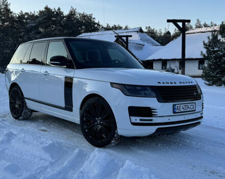 Белый Ленд Ровер Рендж Ровер, объемом двигателя 3 л и пробегом 74 тыс. км за 56000 $, фото 4 на Automoto.ua