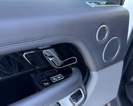 Белый Ленд Ровер Рендж Ровер, объемом двигателя 3 л и пробегом 73 тыс. км за 55000 $, фото 32 на Automoto.ua