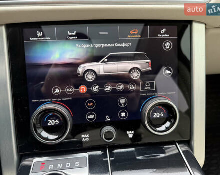 Білий Ленд Ровер Рендж Ровер, об'ємом двигуна 3 л та пробігом 170 тис. км за 49900 $, фото 26 на Automoto.ua