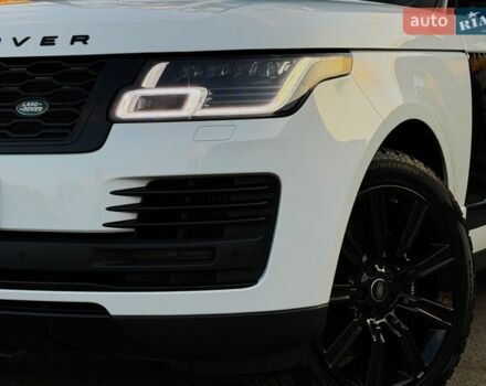 Білий Ленд Ровер Рендж Ровер, об'ємом двигуна 4.37 л та пробігом 105 тис. км за 64999 $, фото 7 на Automoto.ua