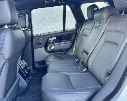 Белый Ленд Ровер Рендж Ровер, объемом двигателя 3 л и пробегом 74 тыс. км за 56000 $, фото 20 на Automoto.ua