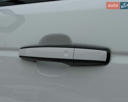 Білий Ленд Ровер Рендж Ровер, об'ємом двигуна 4.37 л та пробігом 105 тис. км за 64999 $, фото 18 на Automoto.ua