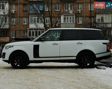 Белый Ленд Ровер Рендж Ровер, объемом двигателя 4.37 л и пробегом 105 тыс. км за 64999 $, фото 15 на Automoto.ua
