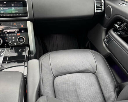 Белый Ленд Ровер Рендж Ровер, объемом двигателя 3 л и пробегом 70 тыс. км за 59000 $, фото 34 на Automoto.ua