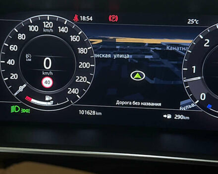 Белый Ленд Ровер Рендж Ровер, объемом двигателя 4.37 л и пробегом 102 тыс. км за 67500 $, фото 3 на Automoto.ua