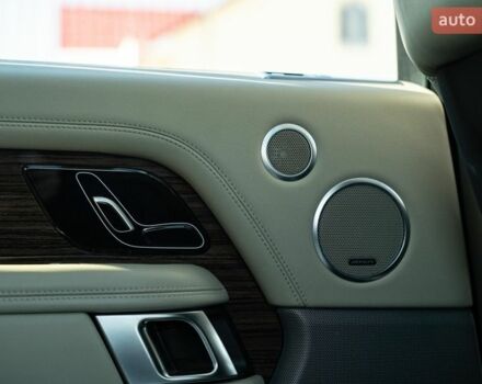 Белый Ленд Ровер Рендж Ровер, объемом двигателя 3 л и пробегом 103 тыс. км за 56900 $, фото 18 на Automoto.ua