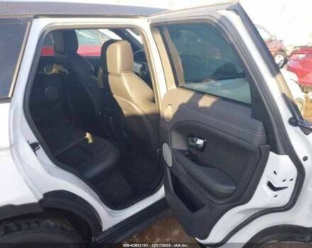 Білий Ленд Ровер Рендж Ровер, об'ємом двигуна 2 л та пробігом 54 тис. км за 4600 $, фото 7 на Automoto.ua