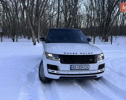 Белый Ленд Ровер Рендж Ровер, объемом двигателя 3 л и пробегом 73 тыс. км за 55000 $, фото 13 на Automoto.ua